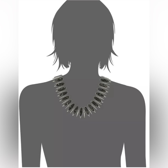 NWOT [Kendra Scott] Gwendolyn Statement Necklace Gold & Crushed Abalone - Picture 10 of 10